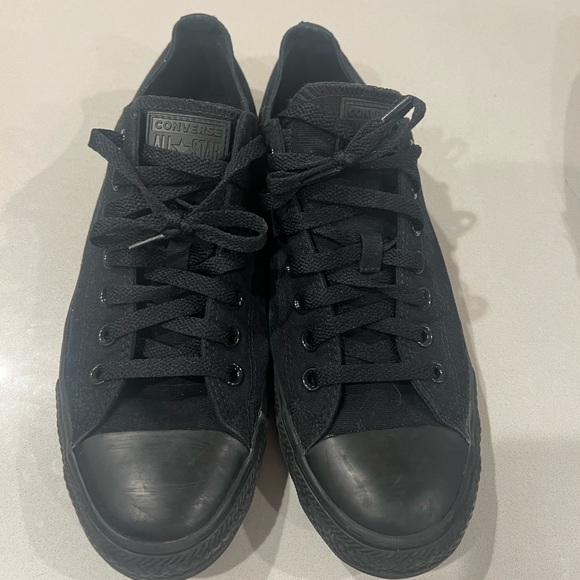 All Black Converse Men’s 9 - Picture 1 of 5